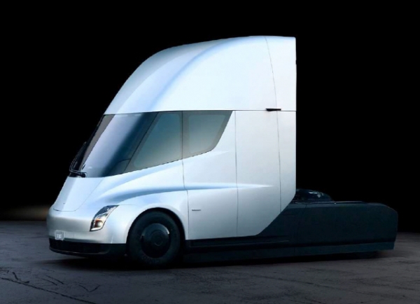 [사진=포춘US] 테슬라 세미 : 더 나은 트럭을 만들려는 전기차 업체의 새로운 시도