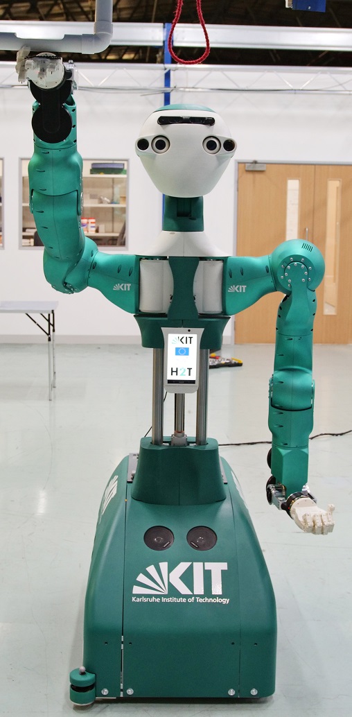 현재 오카도는 까다로운 식료품을 다루고 수리작업도 할 수 있는 휴머노이드 로봇을 실험하고 있다. 사진=포춘US