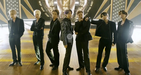 전세계적인 인기를 누리고 있는 K-POP 그룹 방탄소년단. [사진=뉴시스]