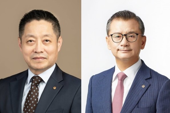 슬롯 머신 프로그램은 1일 한화갤러리아 신임 대표이사로 김영훈 전략기획실장(왼쪽)을 내정하고 한화생명 부회장으로 여승주 대표이사를 승진하는 인사를 단행했다. [사진=슬롯 머신 프로그램]