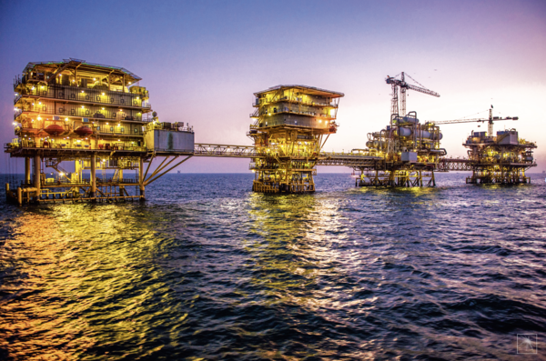 페르시아만(Persian Gulf)에 자리한 타나지브(Tanajib) 복합 단지는 사우디아라비아(Saudi Arabia)가 파이프라인카지노 토토 선박에 이르기까지 공급망을 대부분 통제해 아람코(Aramco)의 비용을 낮출 수 있는 비결이다.