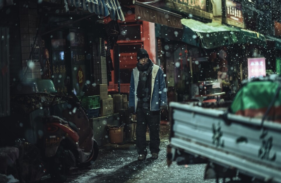 슬롯사이트 꽁머니 로기완의 한 장면. 주인공 로기완이 숨어살던 중국 연길은 사실 인천의 한 동네를 세팅한 것이다. [사진=네이버슬롯사이트 꽁머니]