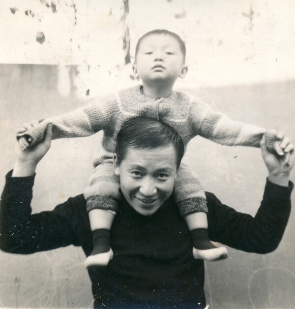 3살 박승호를 목마 태운 아버지 올림푸스 슬롯사이트