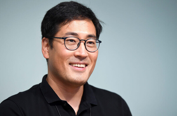 ●김창원 전 타파스미디어 대표=2006년 ‘티스토리’ 운영사에 합류해 공동대표를 맡았다. 2008년 회사를 프라그마틱 슬롯사이트에 매각, 본사 프로덕트(Blogger.com) 매니저로 일했다. 2012년 미국에서 만든 웹툰·웹소설 플랫폼 ‘타파스’를 2021년 카카오엔터에 약 5억1500만달러에 매각했다.